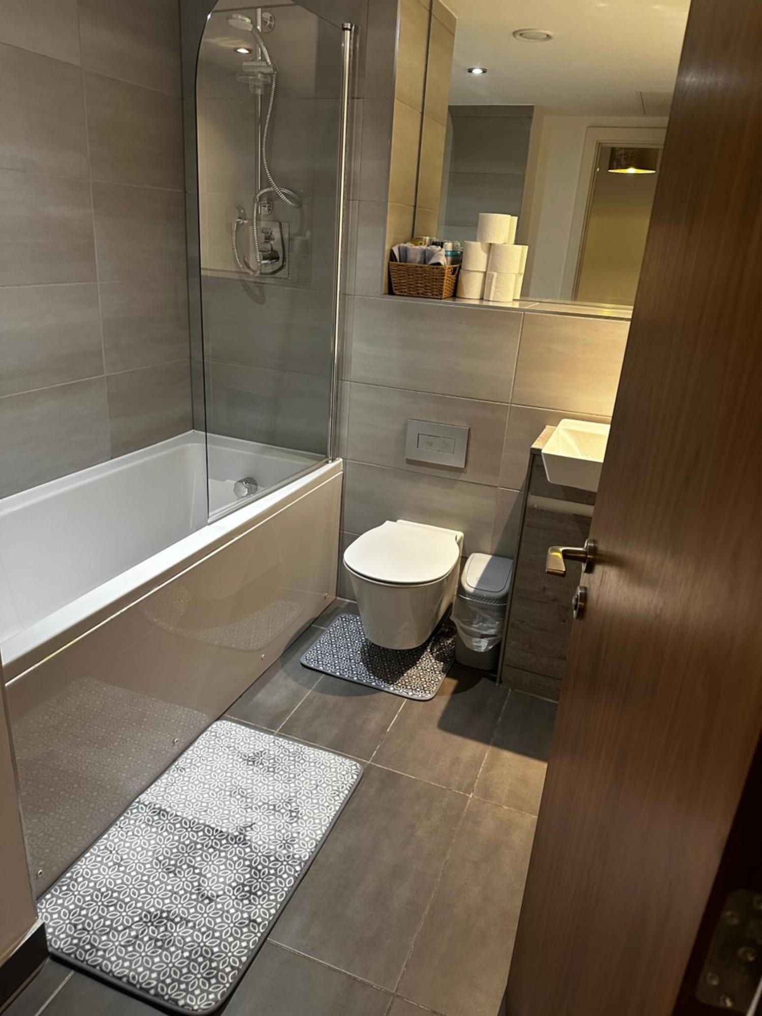 533 Luxury Double Sleeps Two Apartment Birmingham