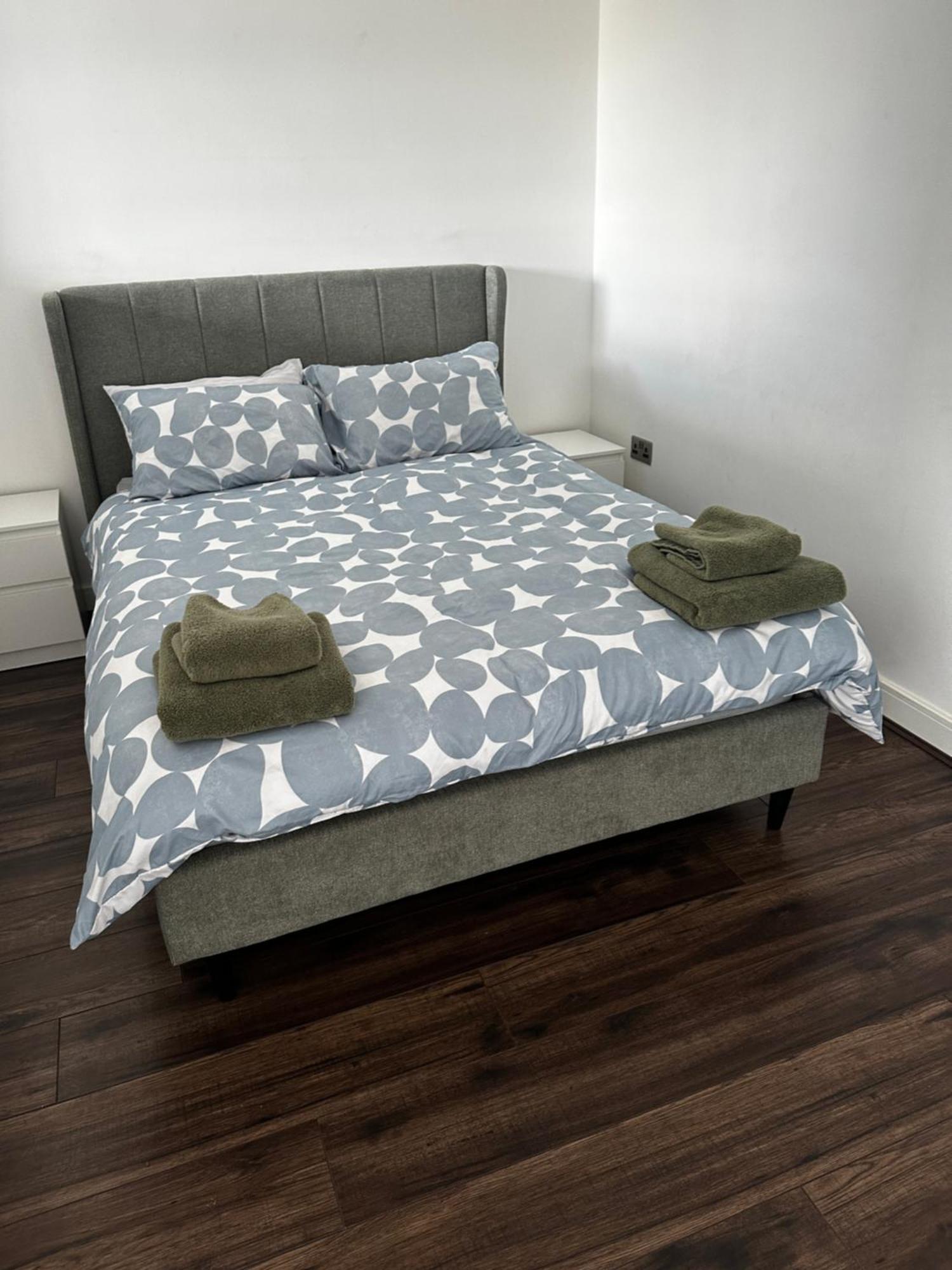 533 Luxury Double Sleeps Two Apartment