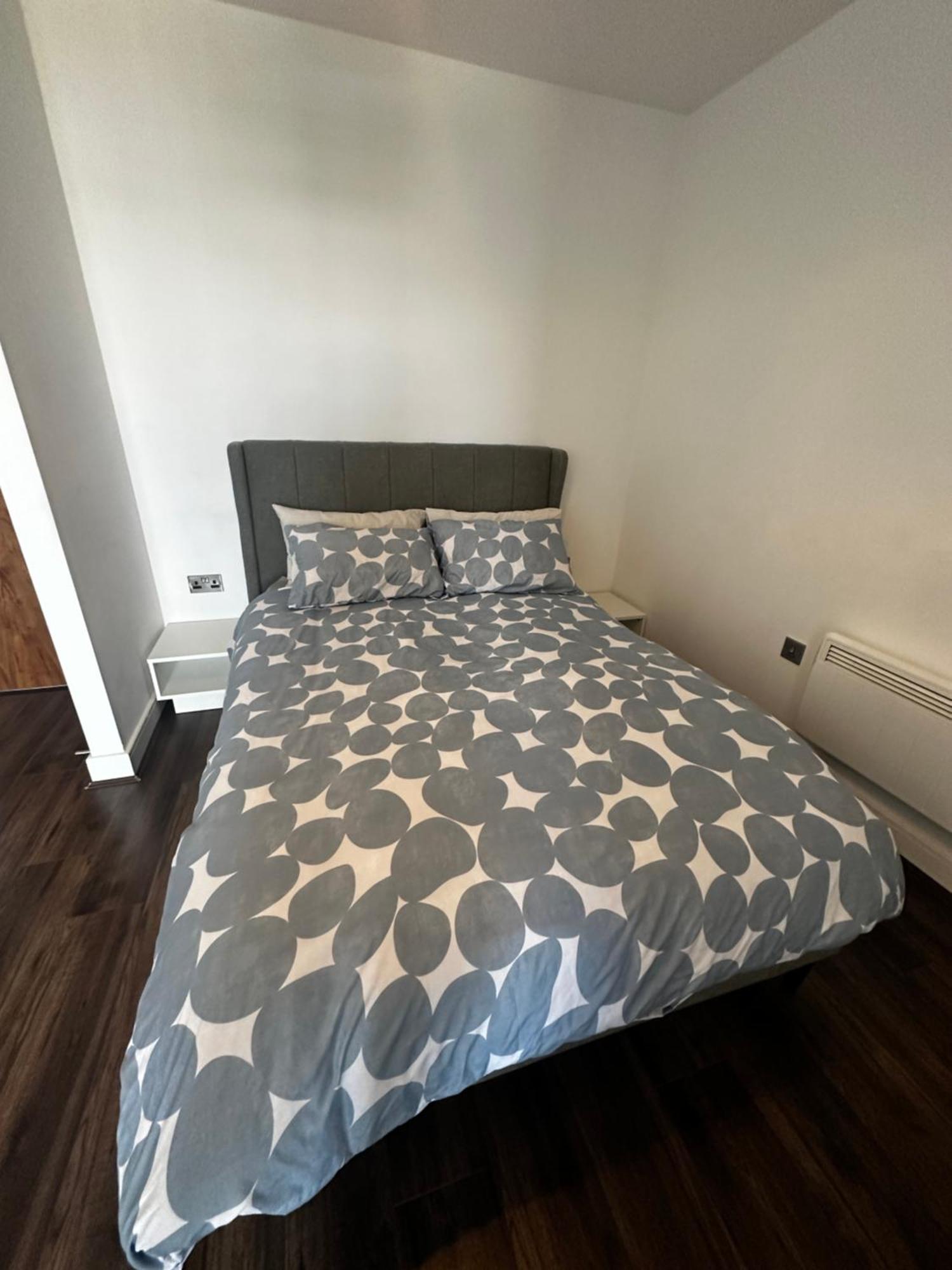 Apartment 533 Luxury Double Sleeps Two *